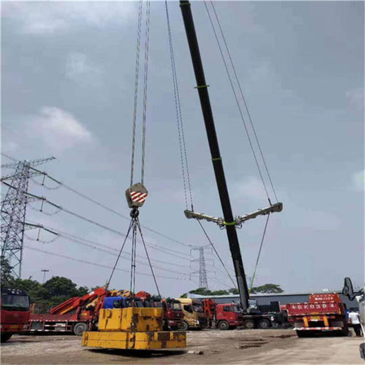 龙华风电设备吊装